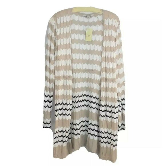 New Fever Sweater Wrap Duster Cardigan Size Large Tan Cheveron Long Sleeve - Picture 1 of 8